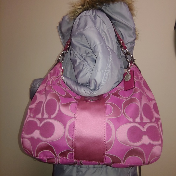 Coach 'C' Outline hobo - Picture 5 of 8